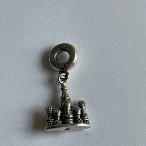 Pandora st basil cathedral